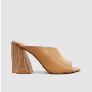 Izar Wood Effect Block Heel